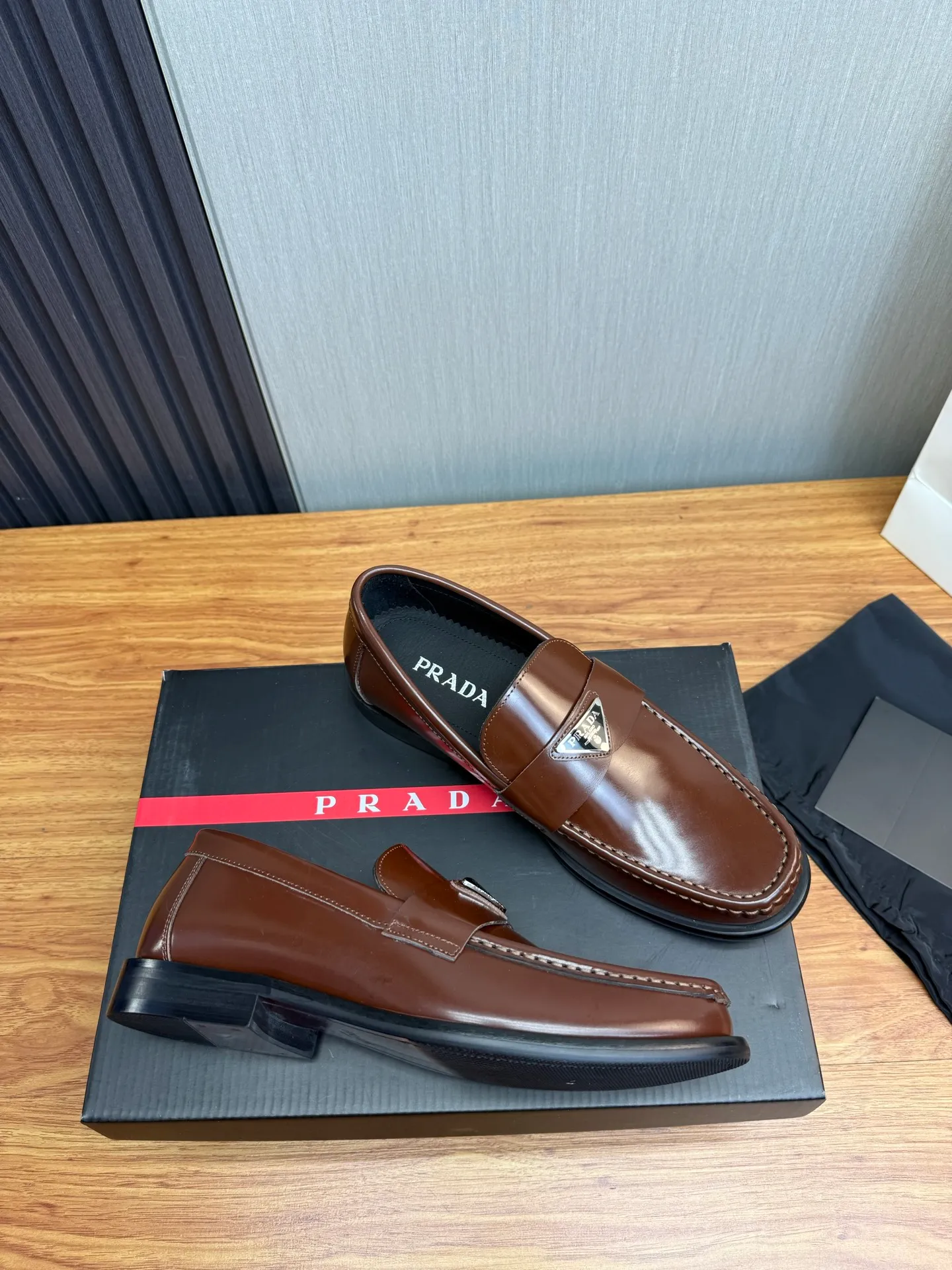 Factory price 580💰 ＰＲＡＤＡPrada. Men's business casual leather shoes, luxurious and noble👞All imported original brand leather materials, just to create a more comfortable wearing experience, upper: original cowhide. Frosted cowhide➕Imported full cowhide, original outsole✔️36-45 (45 non-returnable)